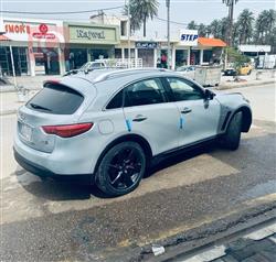 إنفينيتي QX70